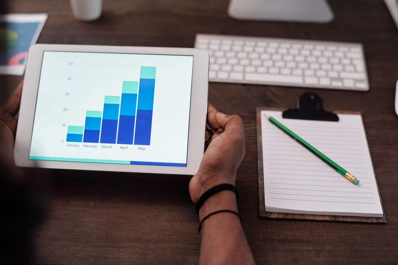 5 Signs Your Company Has Outgrown Spreadsheet HR